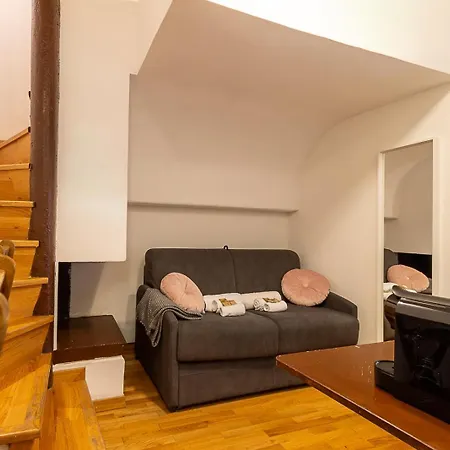 Apartament Piazza Venezia Attic Floor With Terrace